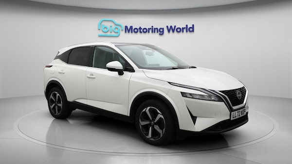 Used Nissan Qashqai 2022 for sale - 76167503: Photo 2