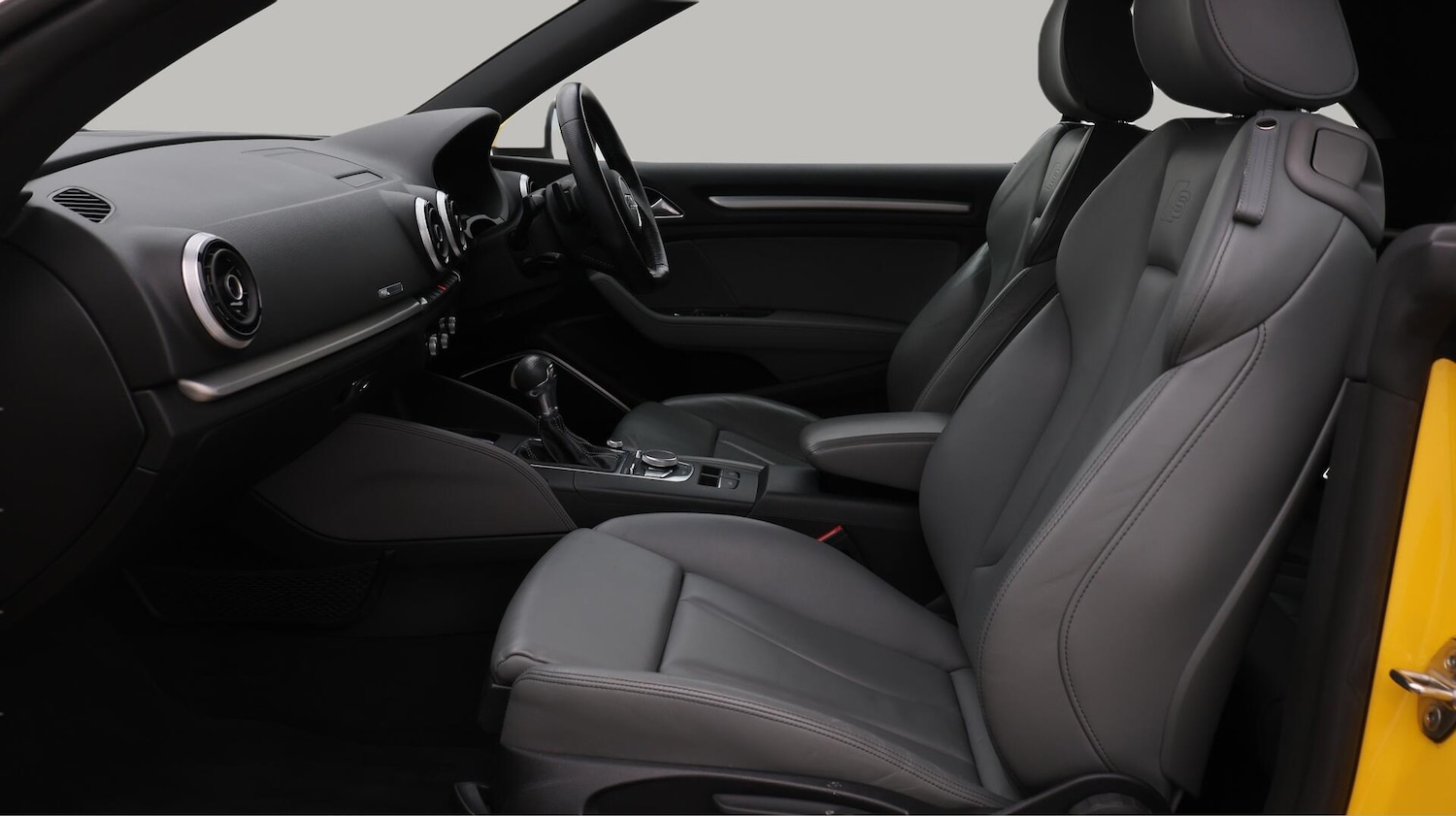 Used Audi A3 Cabriolet 2017 for sale - 76700574: Photo 15