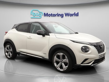 (22) - 1.6 Premiere Edition SUV 5dr Petrol Hybrid Auto Euro 6 (143 ps)