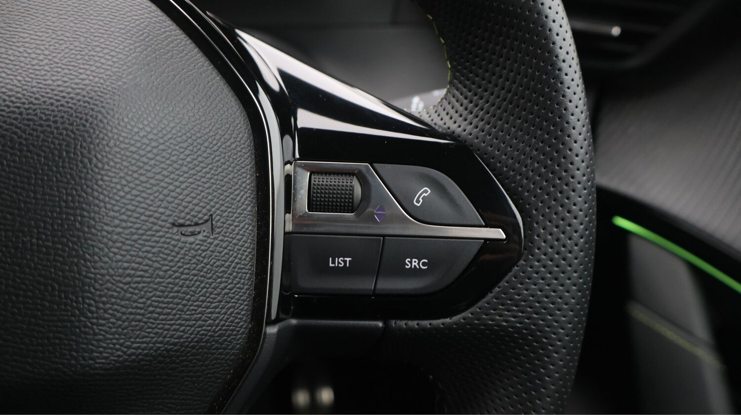 Used Peugeot 208 2022 for sale - 77404411: Photo 23