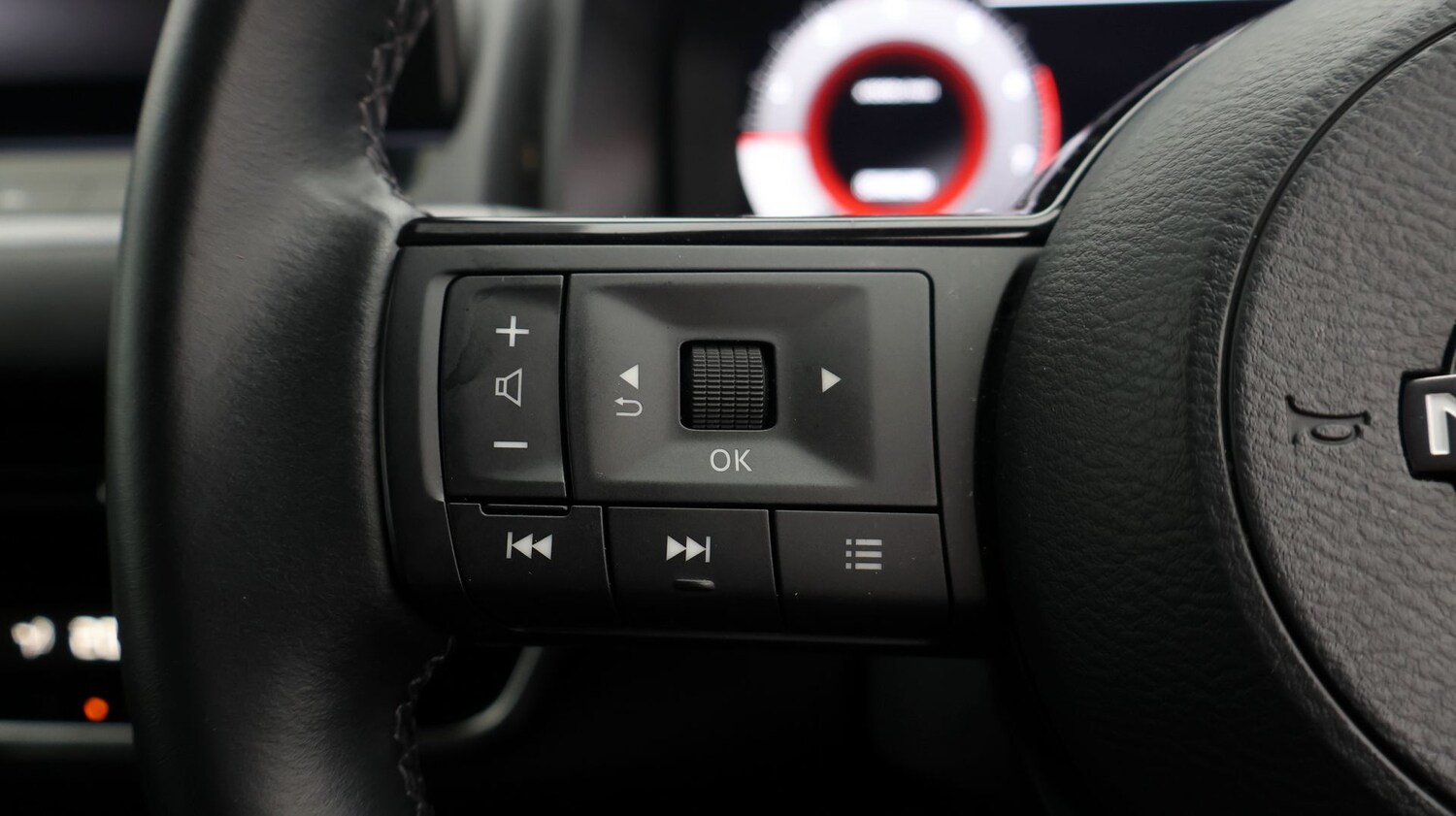 Used Nissan Qashqai for sale - 77342486: Photo 24