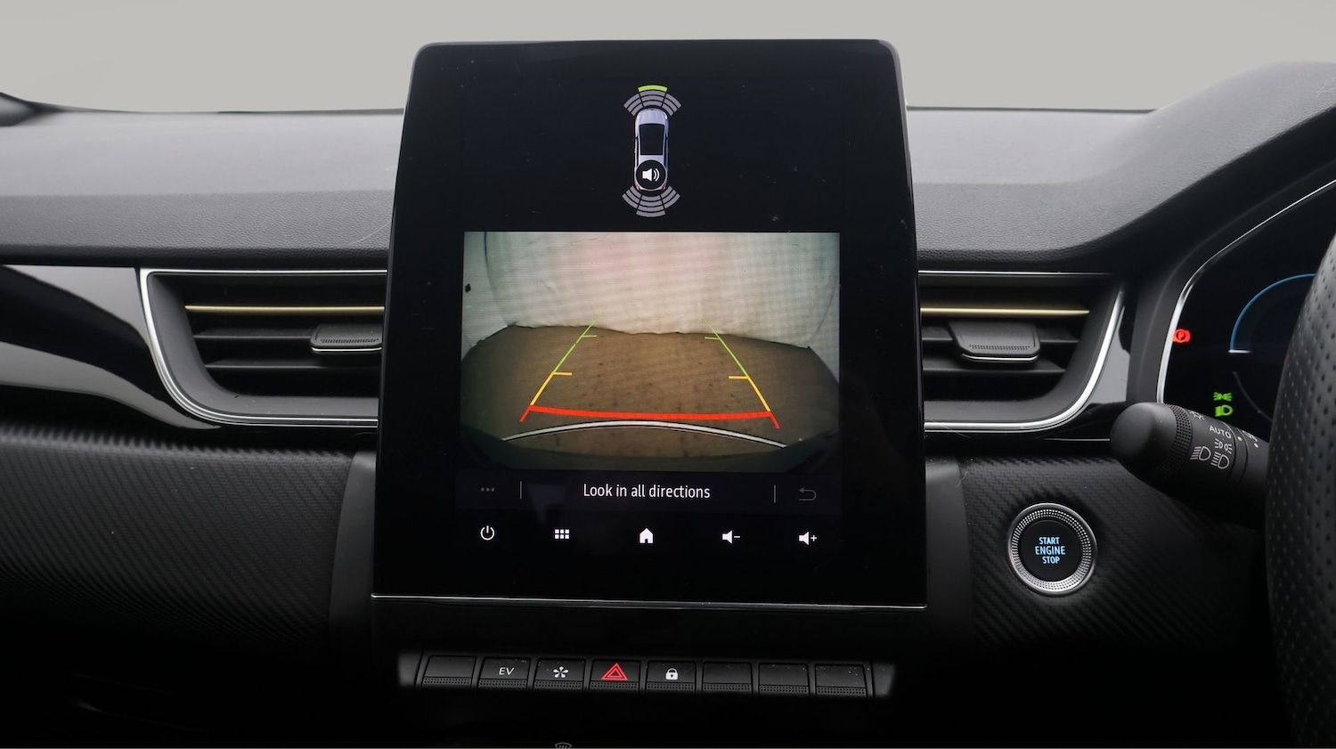 Used Renault Captur 2023 for sale - 77381104: Photo 23