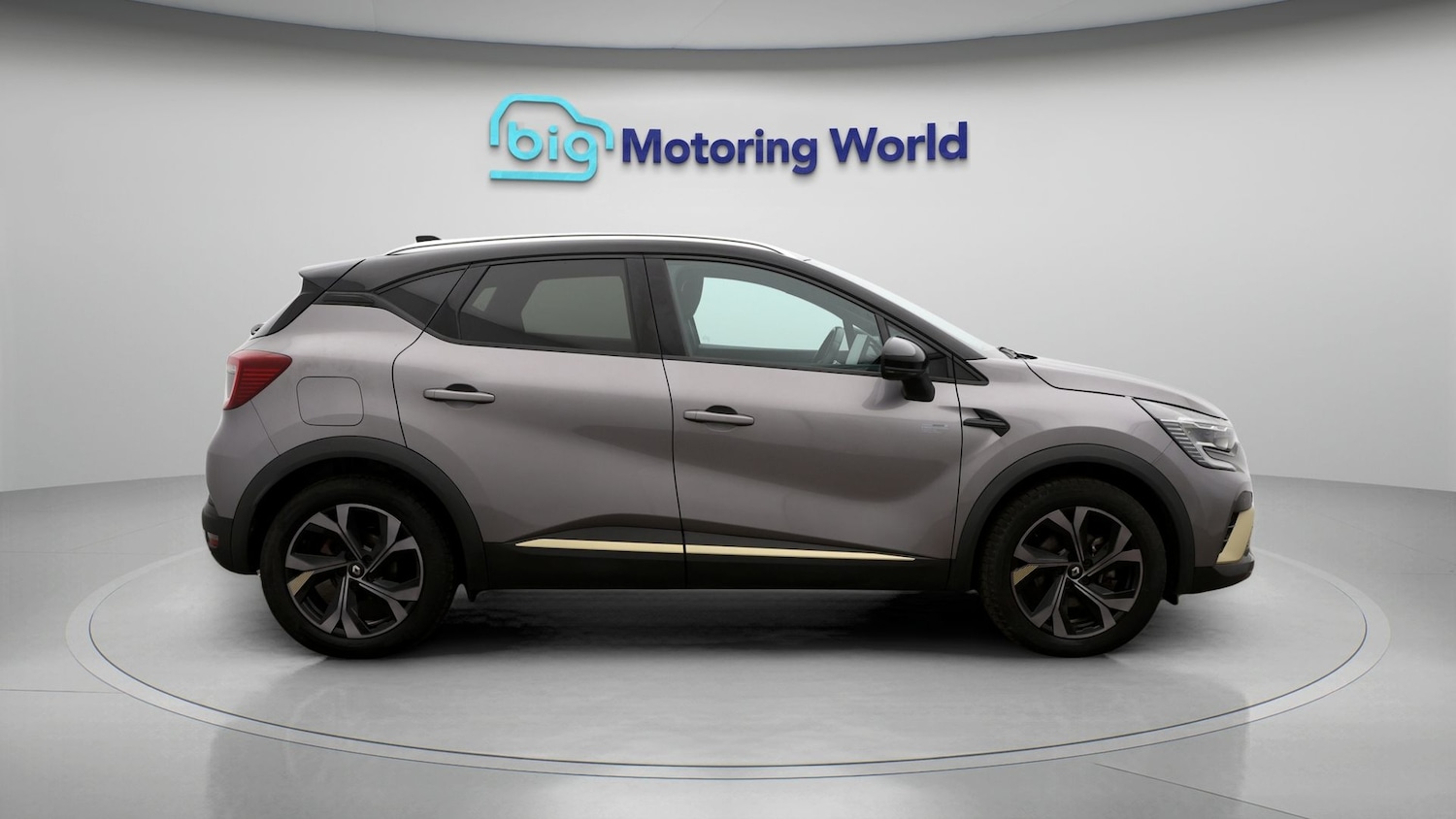 Used Renault Captur 2023 for sale - 77381104: Photo 8