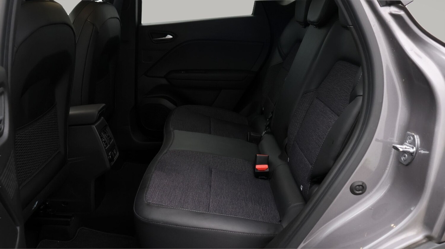 Used Renault Captur 2022 for sale - 77813245: Photo 16