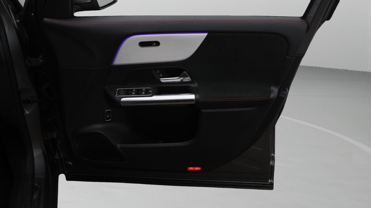 Used Mercedes-Benz EQA for sale - 77303995: Photo 15