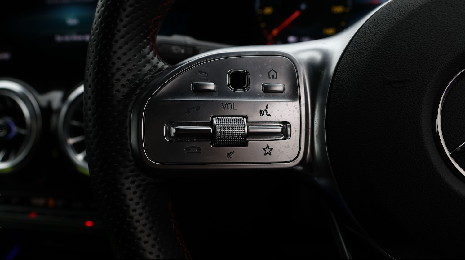 Used Mercedes-Benz EQA for sale - 77303995: Photo 25