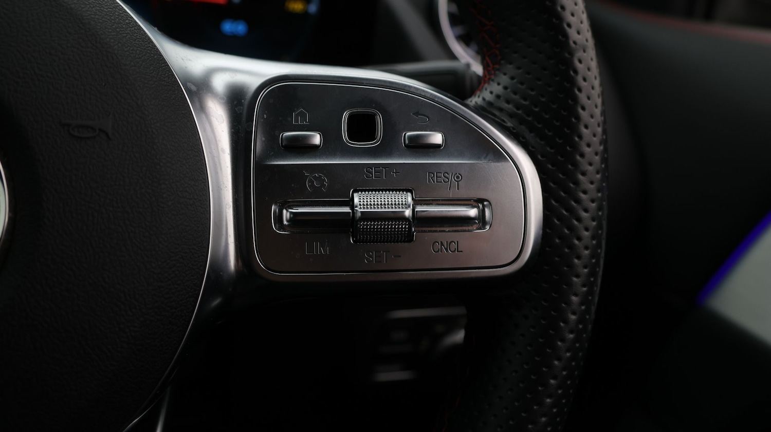 Used Mercedes-Benz EQA for sale - 77303995: Photo 30