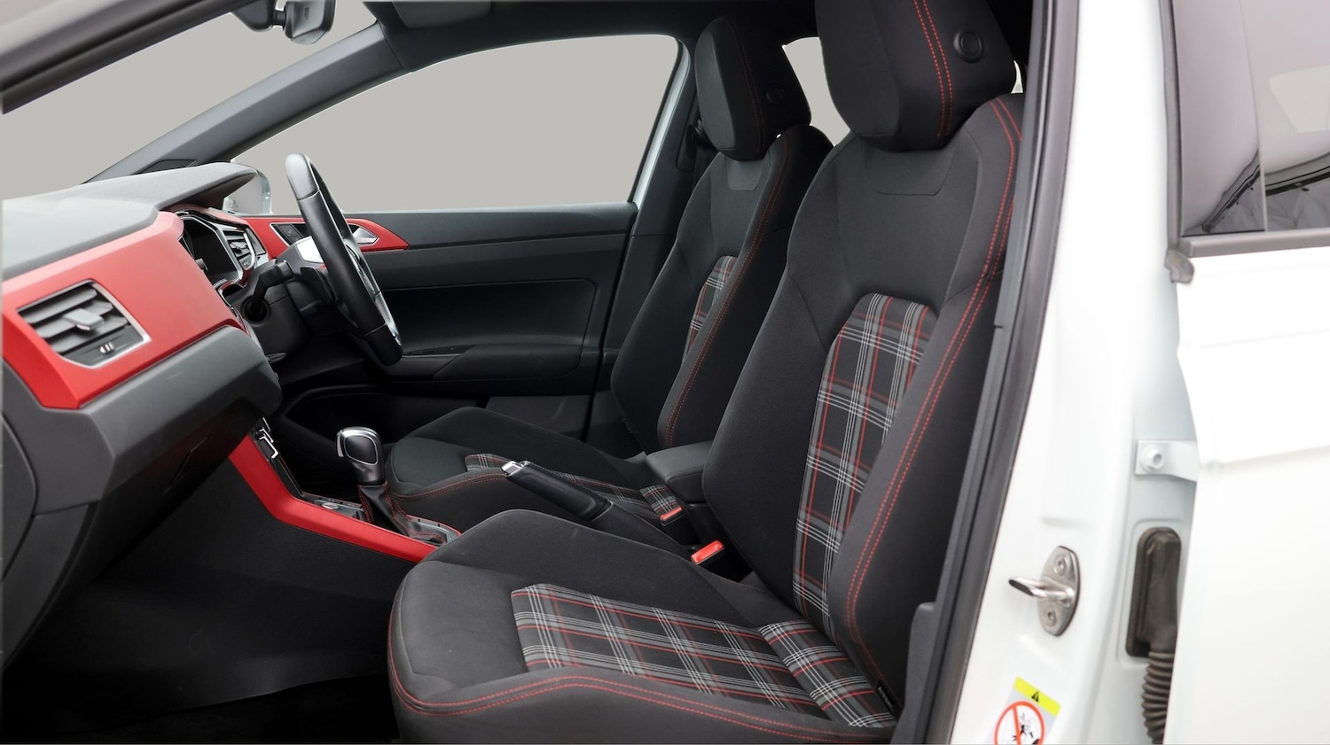 Used Volkswagen Polo 2021 for sale - 77779507: Photo 14