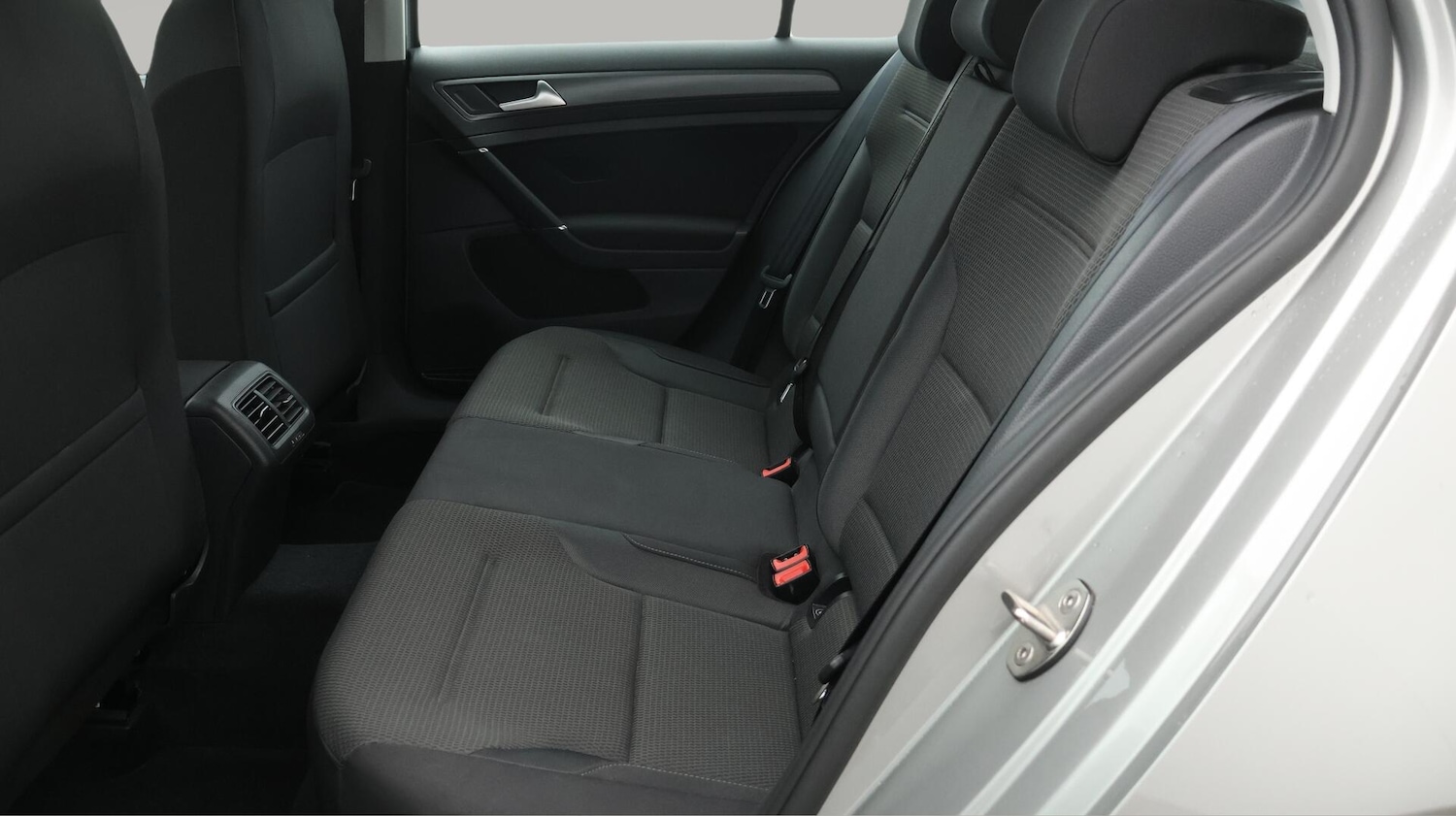 Used Volkswagen Golf 2017 for sale - 76121409: Photo 17