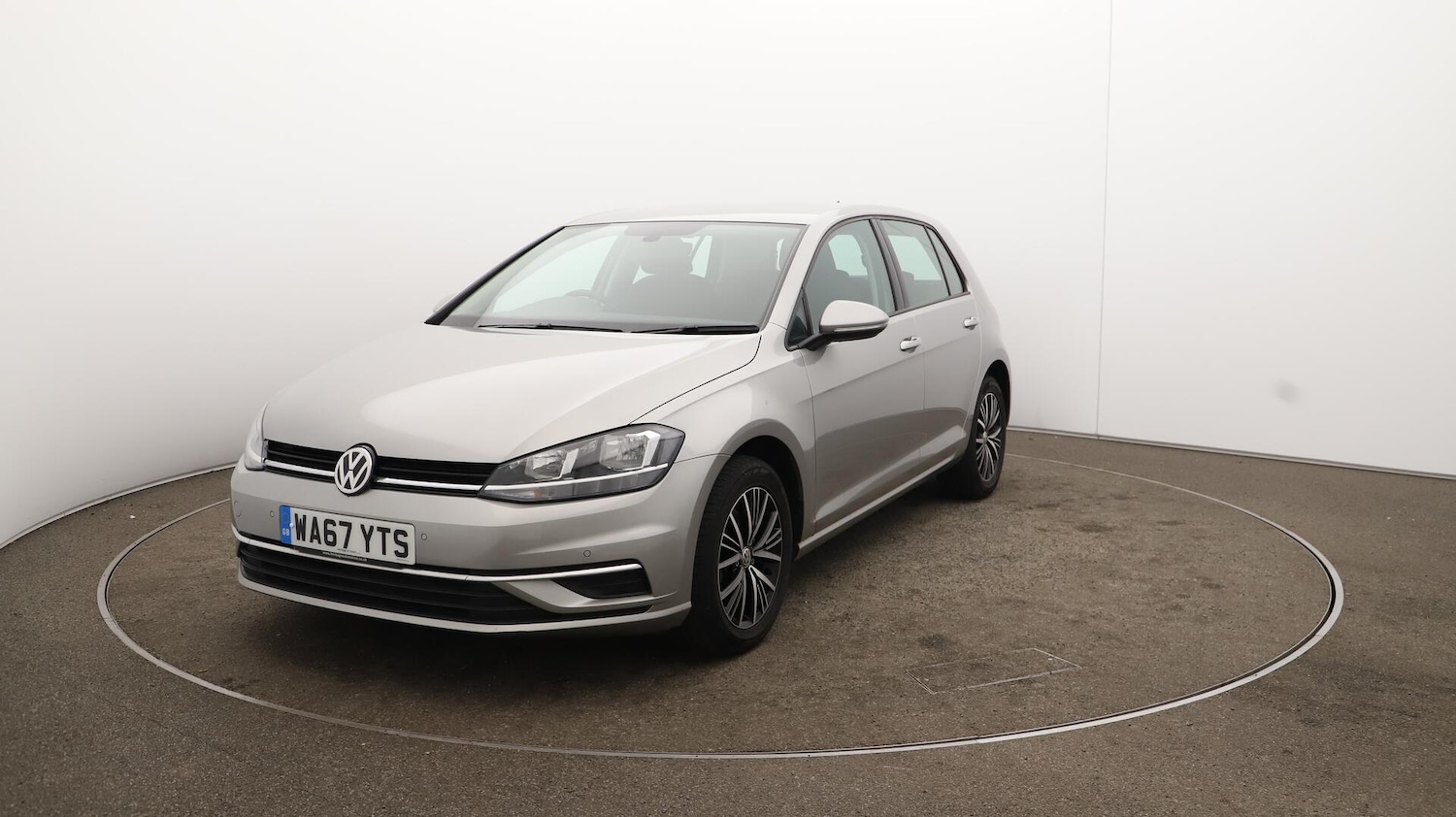 Used Volkswagen Golf 2017 for sale - 76121409: Photo 39