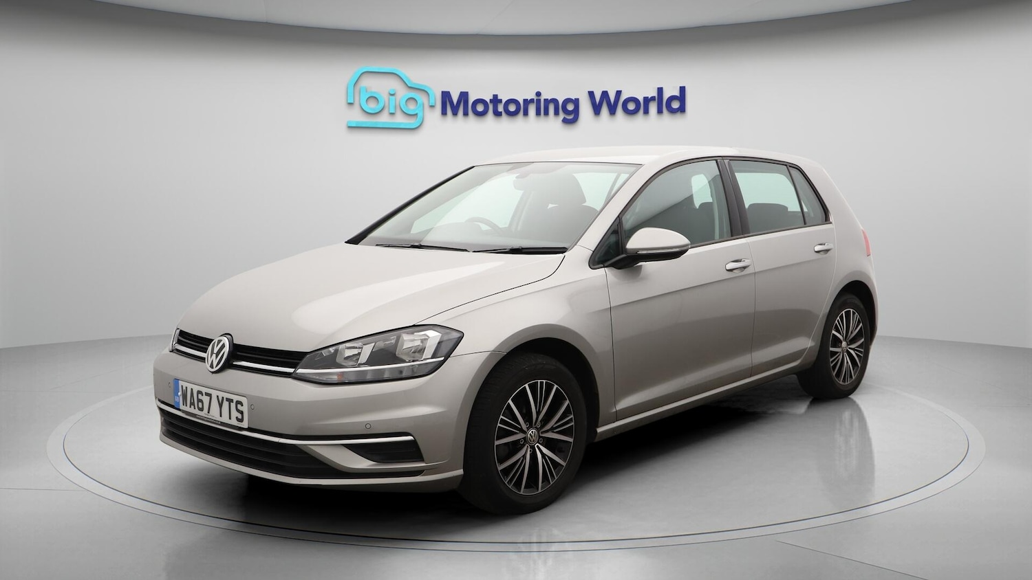 Used Volkswagen Golf 2017 for sale - 76121409: Photo 4