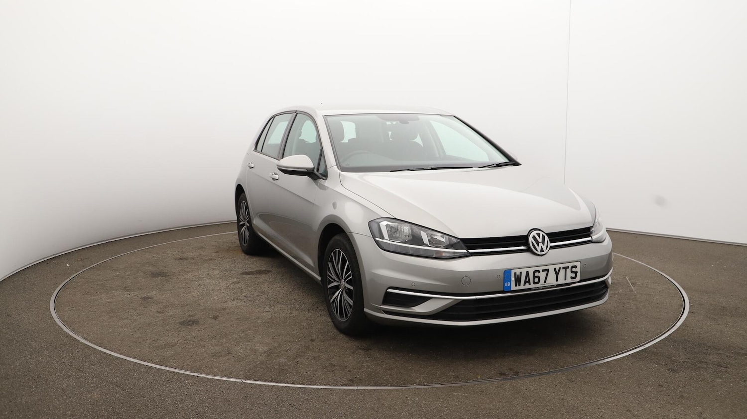 Used Volkswagen Golf 2017 for sale - 76121409: Photo 44