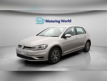 Used Volkswagen Golf 2017 for sale - 76121409: Photo 4