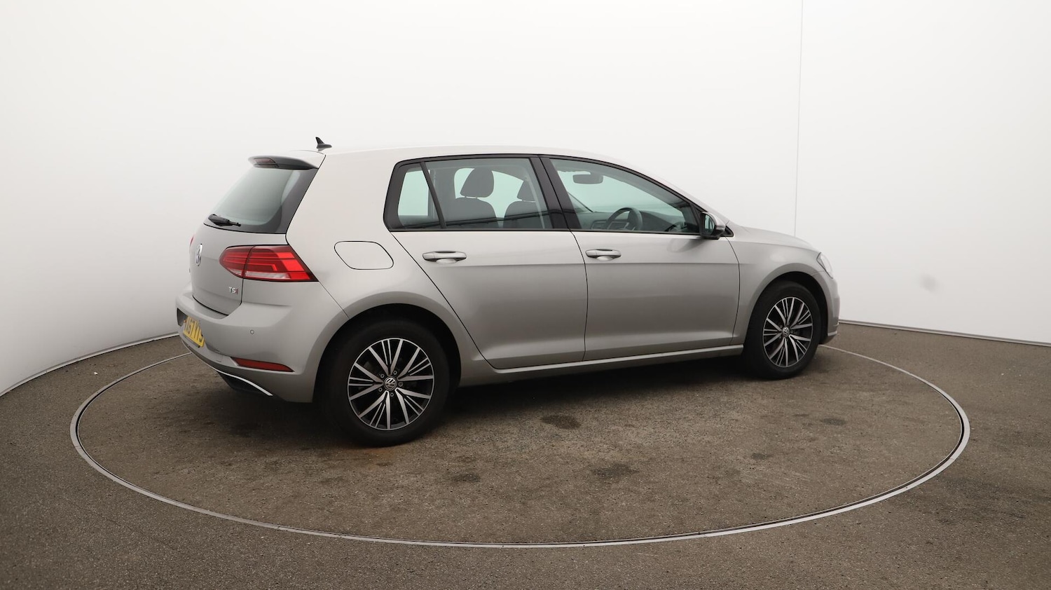 Used Volkswagen Golf 2017 for sale - 76121409: Photo 54