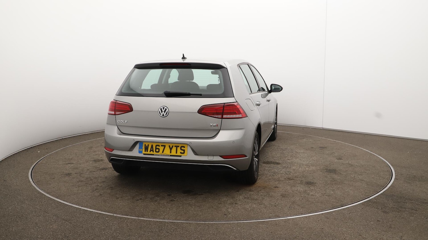 Used Volkswagen Golf 2017 for sale - 76121409: Photo 58