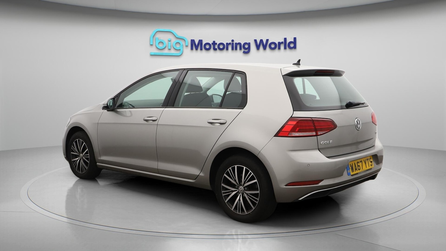 Used Volkswagen Golf 2017 for sale - 76121409: Photo 6
