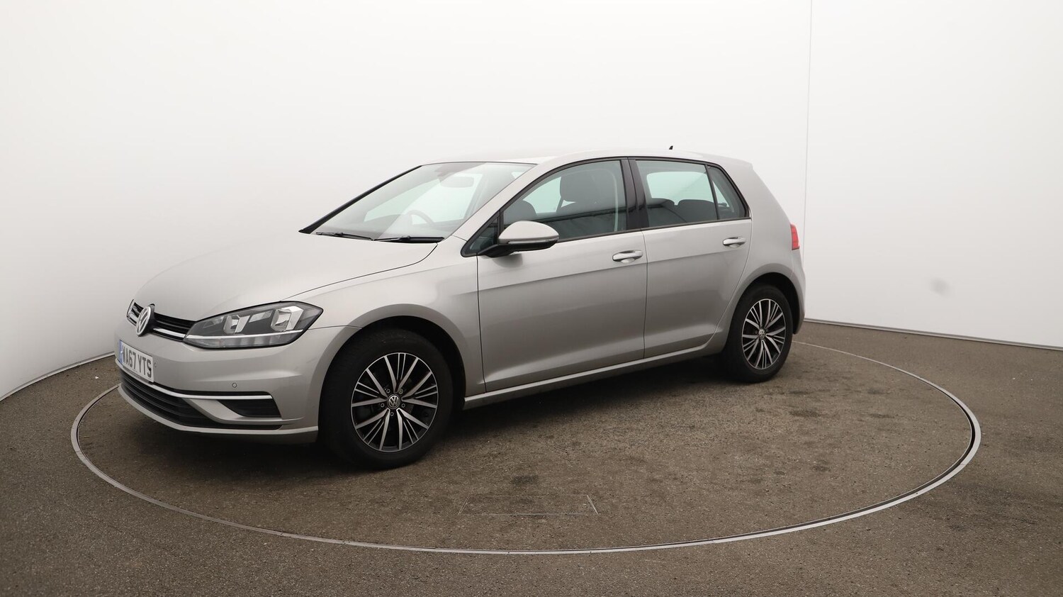 Used Volkswagen Golf 2017 for sale - 76121409: Photo 70