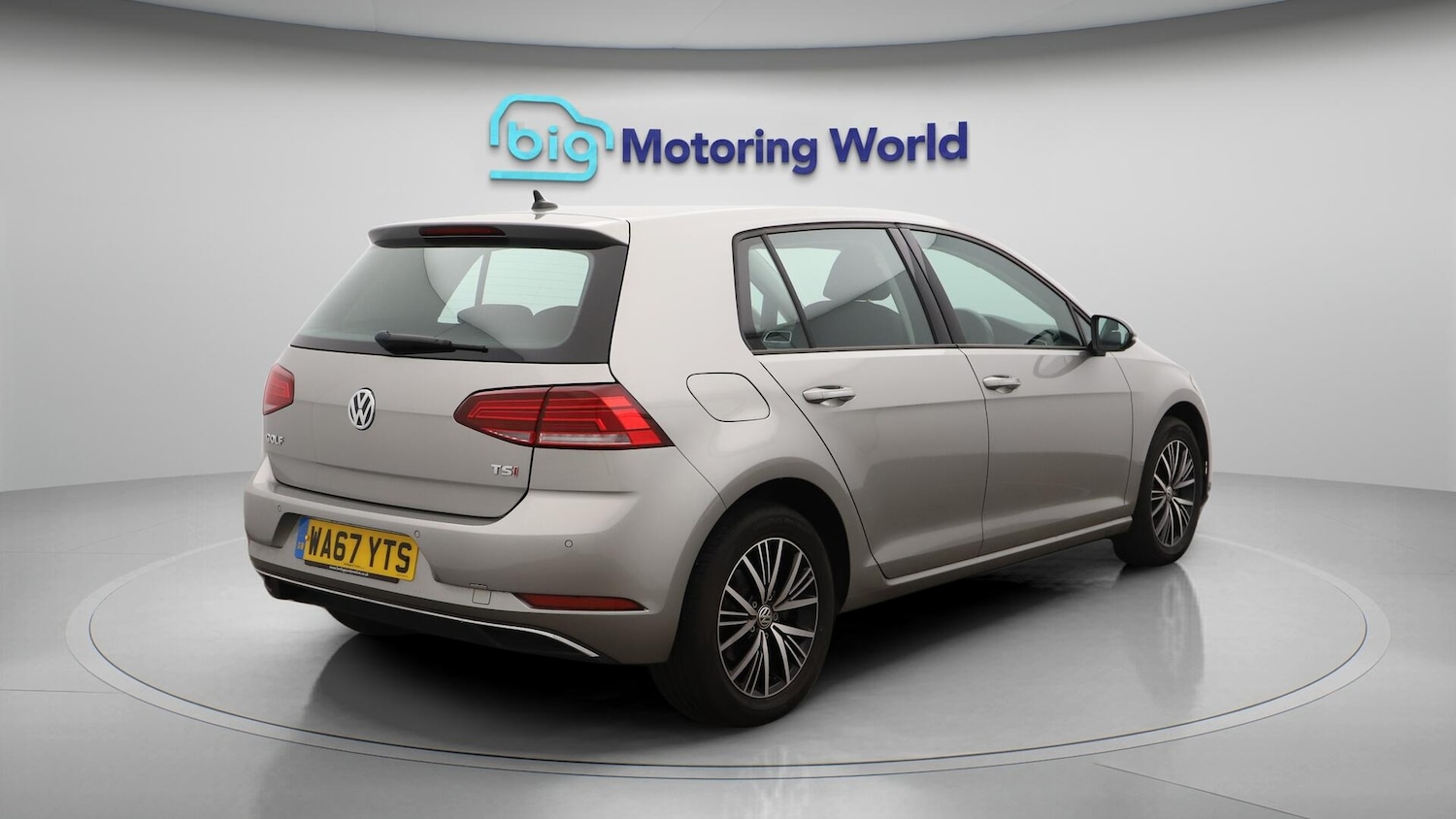Used Volkswagen Golf 2017 for sale - 76121409: Photo 8