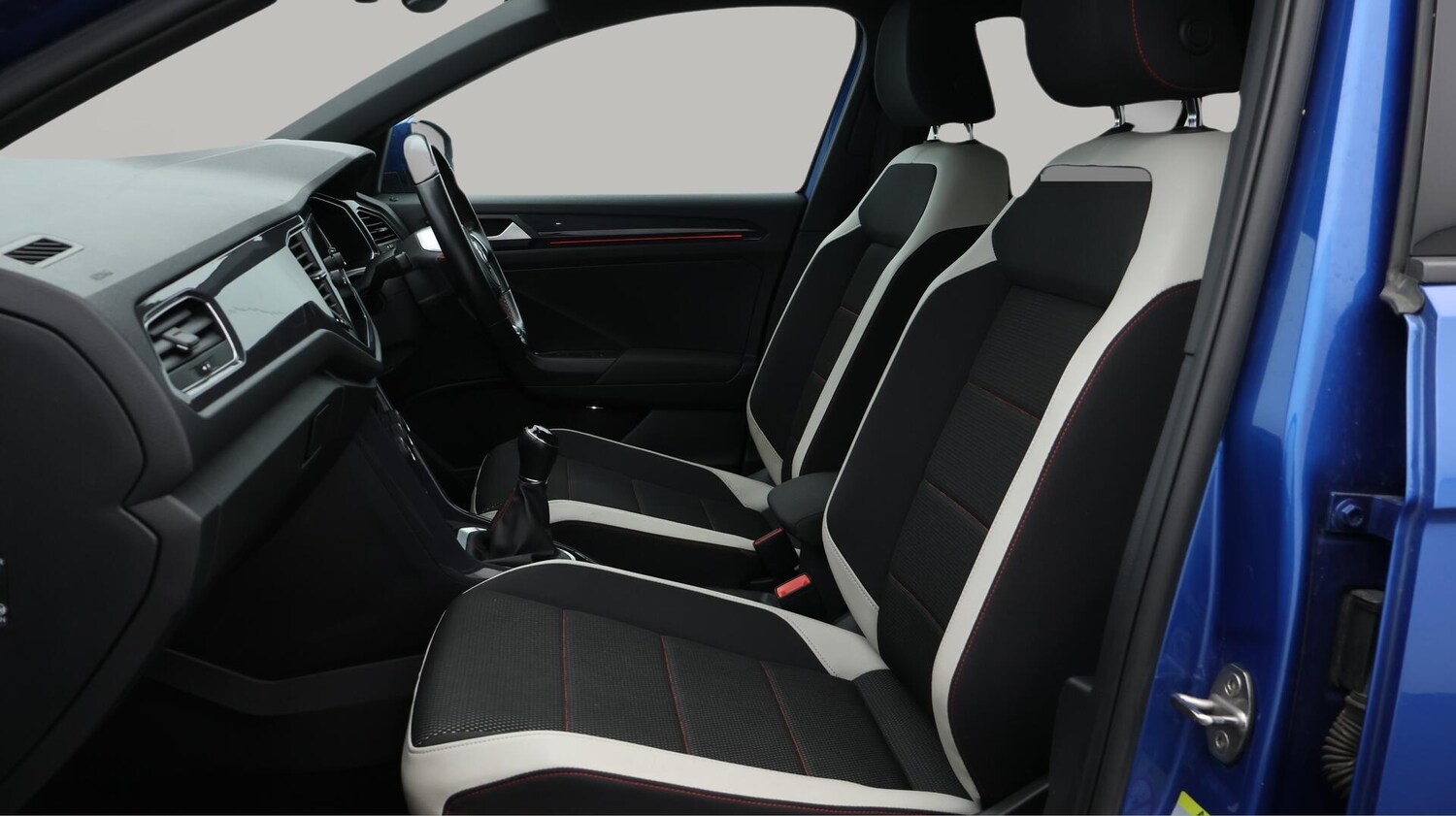 Used Volkswagen T-Roc 2019 for sale - 76239187: Photo 15