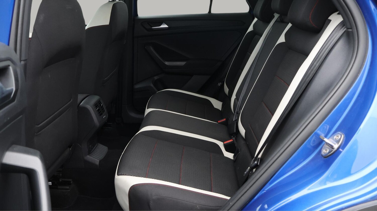 Used Volkswagen T-Roc 2019 for sale - 76239187: Photo 17