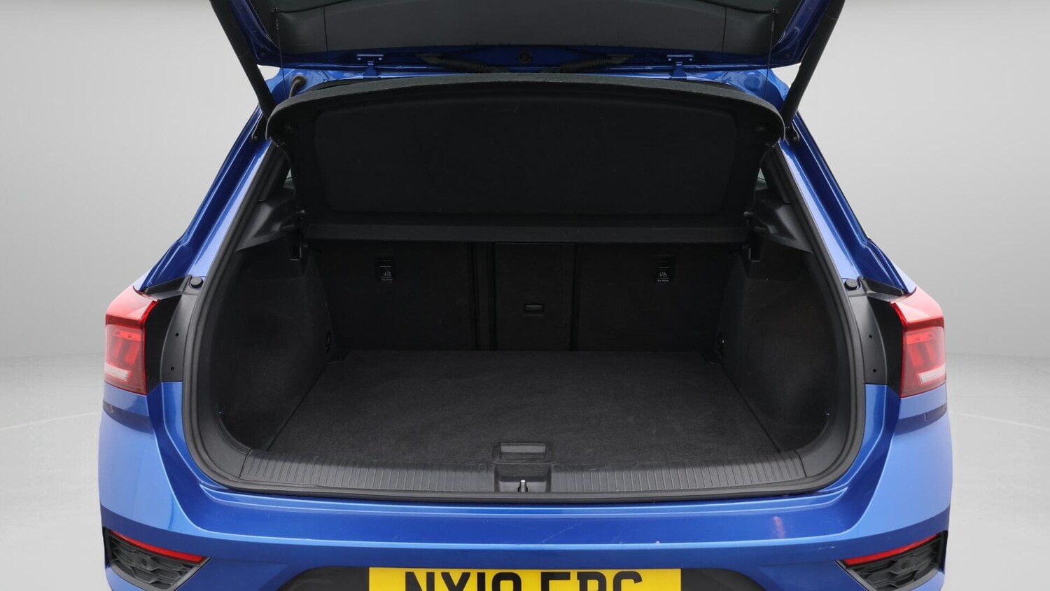 Used Volkswagen T-Roc 2019 for sale - 76239187: Photo 18