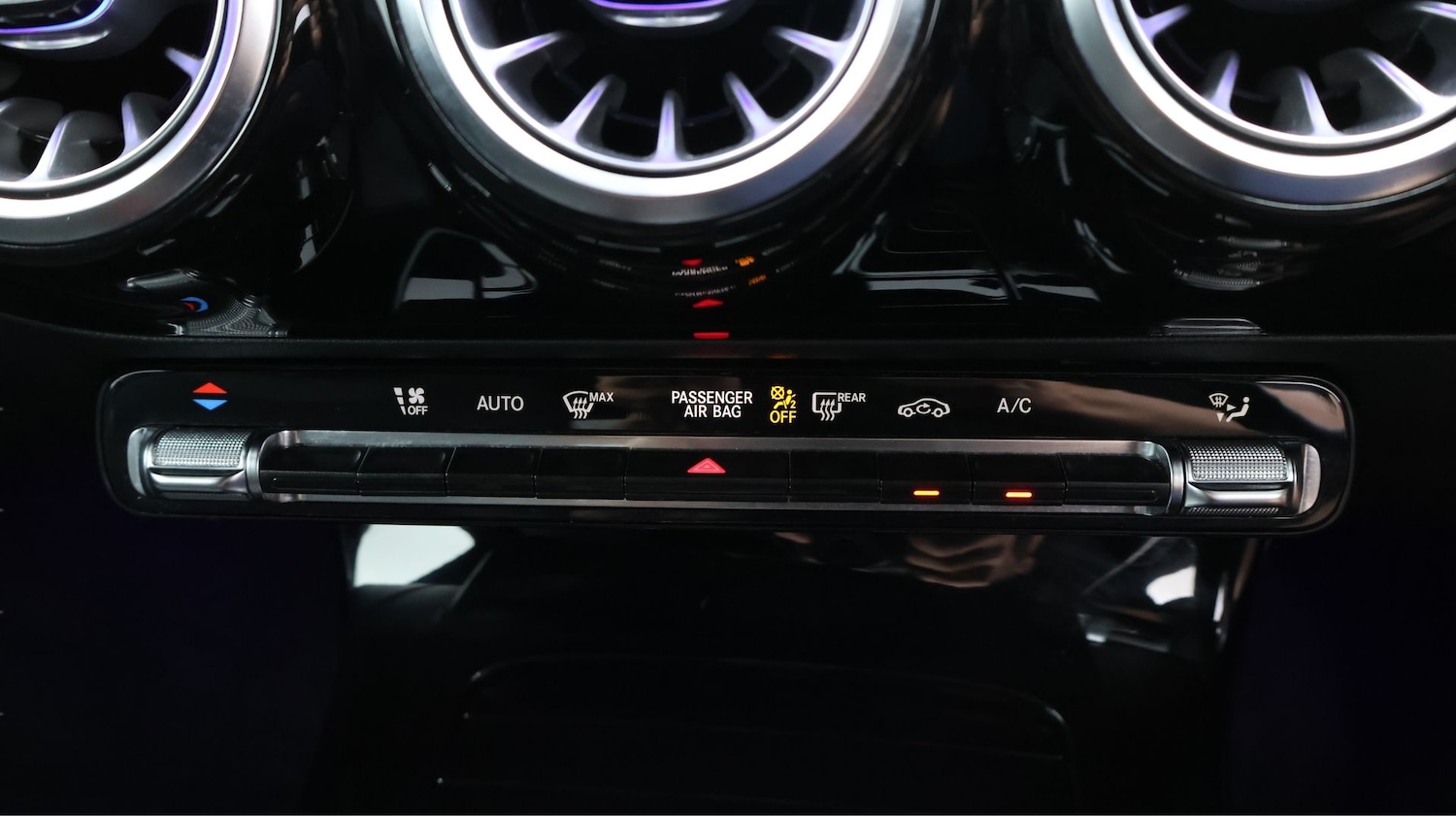 Used Mercedes-Benz CLA 2023 for sale - 77375973: Photo 12