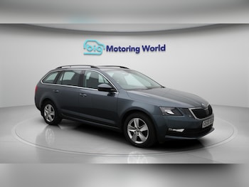 Used Skoda Octavia 2020 for sale - 75965780: Photo