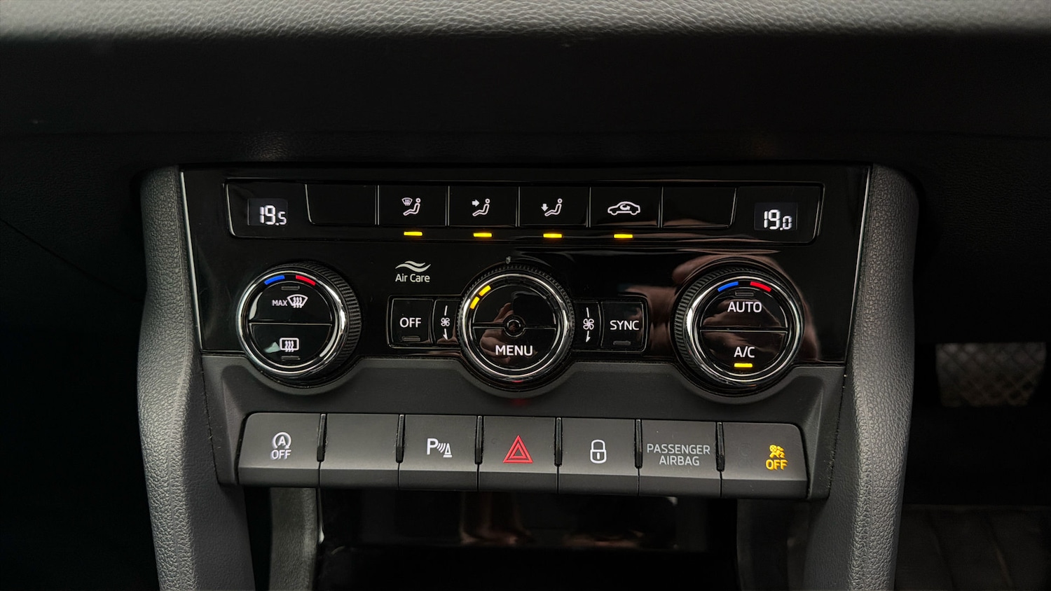 Used Skoda Karoq 2020 for sale - 77974791: Photo 11