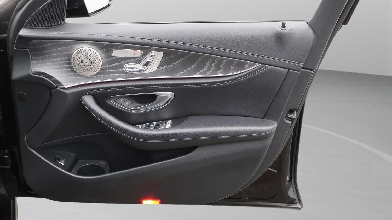 Used Mercedes-Benz E-Class 2021 for sale - 76083690: Photo 16