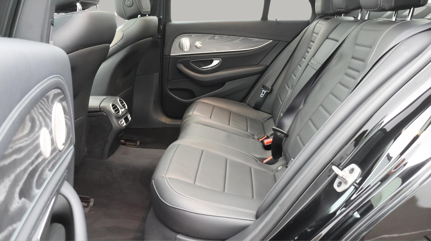 Used Mercedes-Benz E-Class 2021 for sale - 76083690: Photo 17
