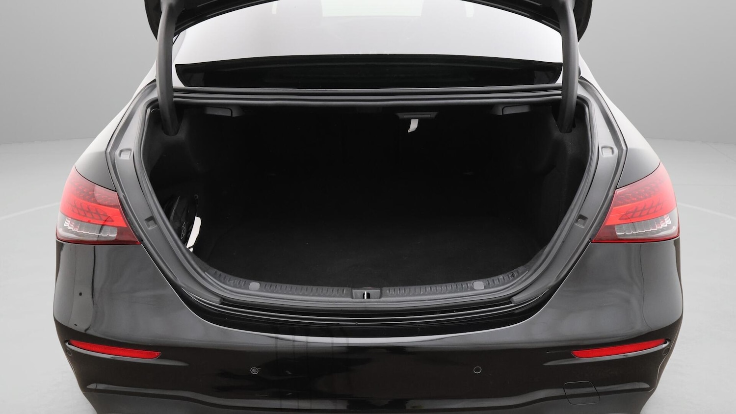 Used Mercedes-Benz E-Class 2021 for sale - 76083690: Photo 18