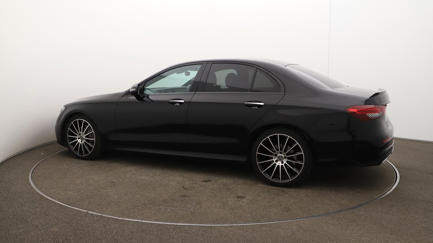 Used Mercedes-Benz E-Class 2021 for sale - 76083690: Photo 49
