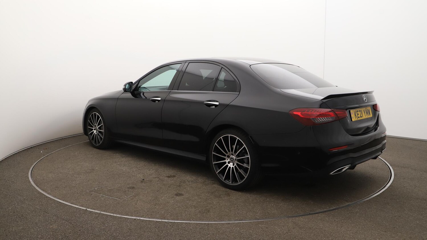 Used Mercedes-Benz E-Class 2021 for sale - 76083690: Photo 65