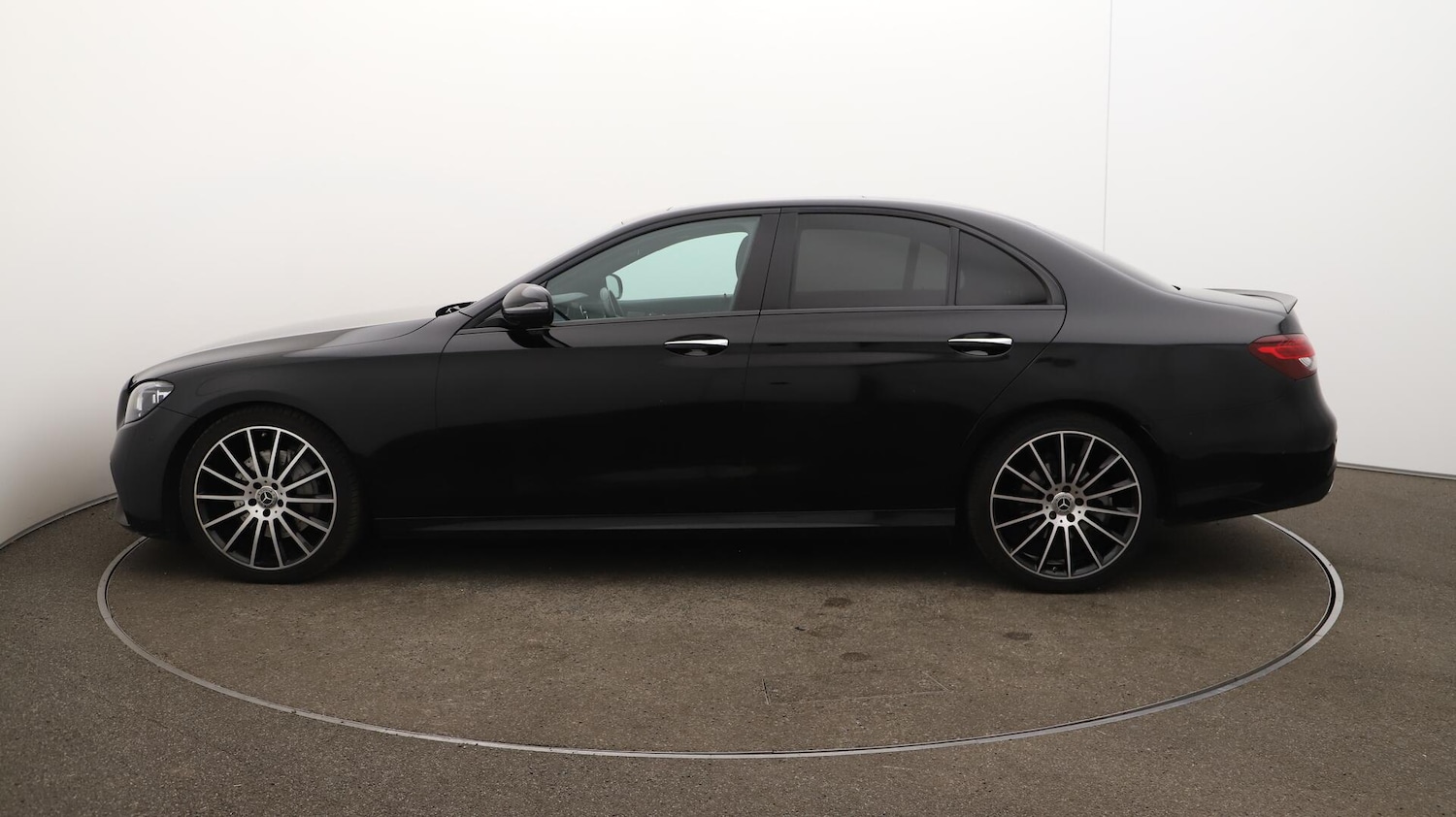 Used Mercedes-Benz E-Class 2021 for sale - 76083690: Photo 66