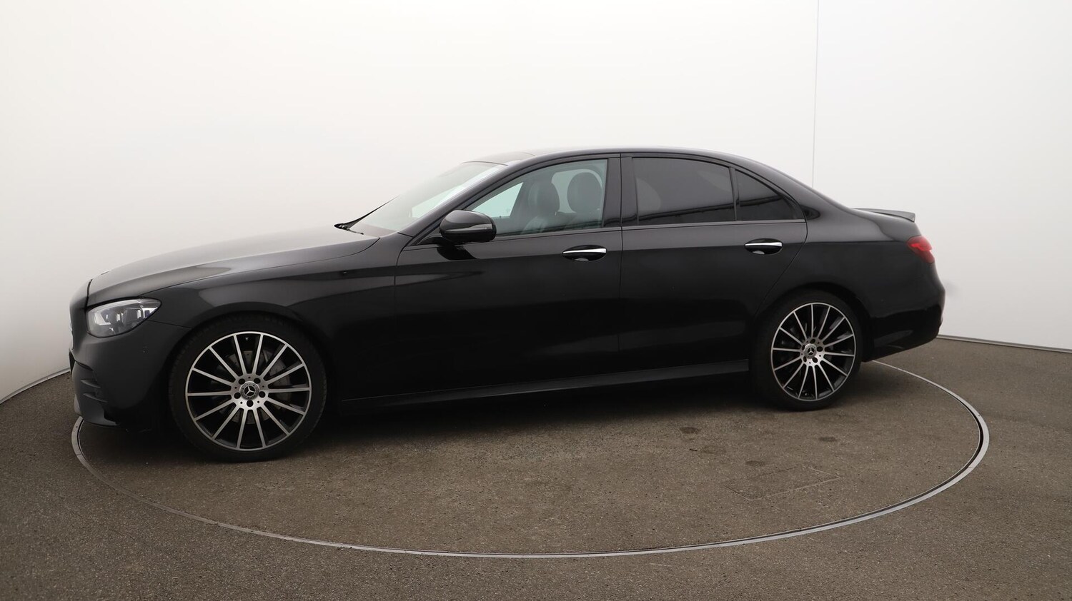 Used Mercedes-Benz E-Class 2021 for sale - 76083690: Photo 68