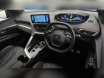 Used Peugeot 3008 2024 for sale - 79252749: Photo