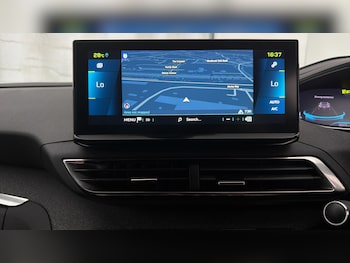 Used Peugeot 3008 2024 for sale - 79252749: Photo