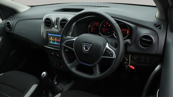 Used Dacia Sandero Stepway 2020 for sale - 75989890: Photo 10