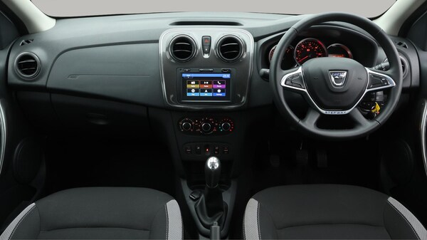 Used Dacia Sandero Stepway 2020 for sale - 75989890: Photo 14