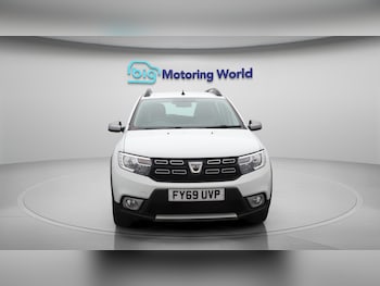 Used Dacia Sandero Stepway 2020 for sale - 75989890: Photo 3