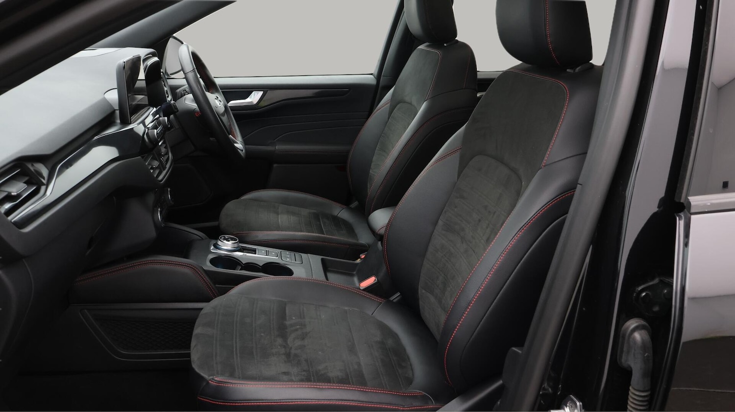 Used Ford Kuga 2022 for sale - 76701641: Photo 15