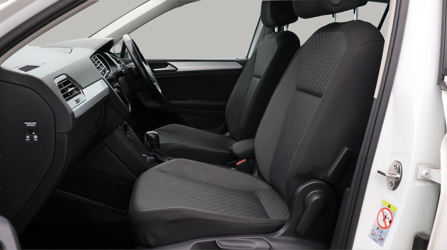 Used Volkswagen Tiguan 2019 for sale - 77746596: Photo 14