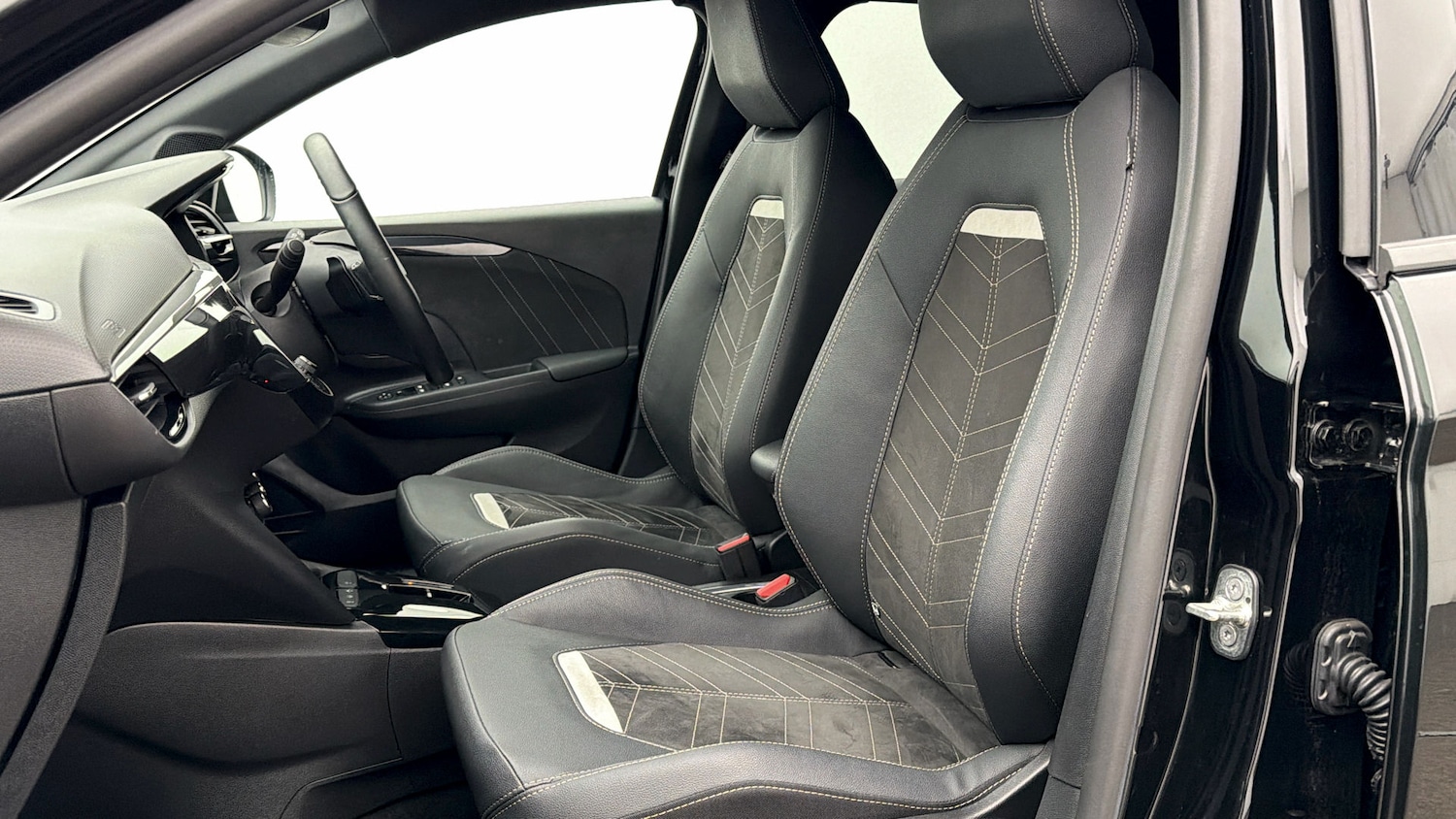 Used Vauxhall Corsa 2023 for sale - 77902656: Photo 13