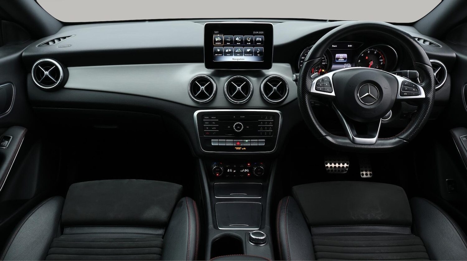 Used Mercedes-Benz CLA 2018 for sale - 76084036: Photo 14