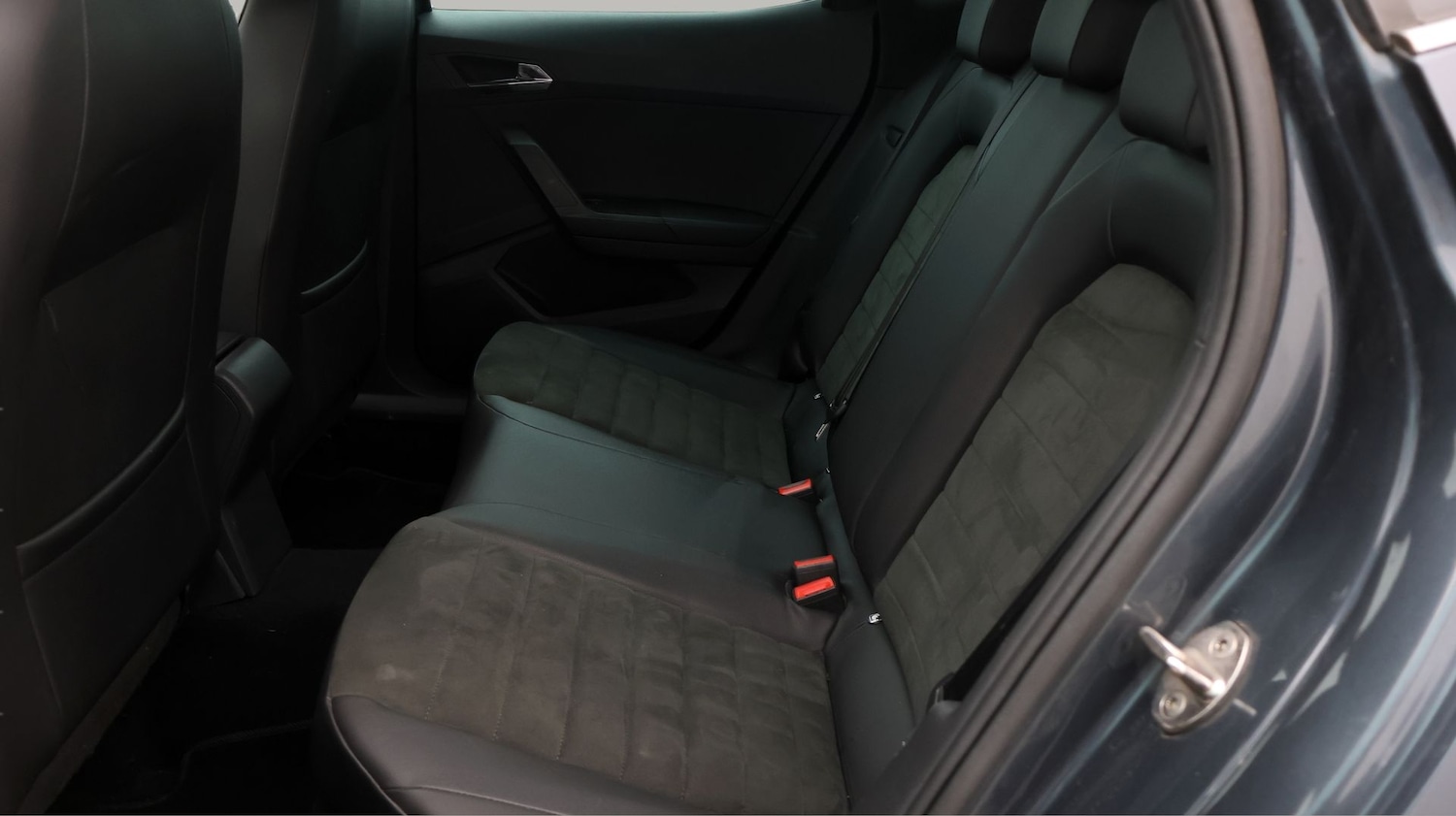 Used SEAT Arona 2018 for sale - 77831945: Photo 16