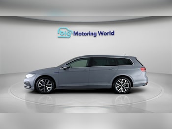 Used Volkswagen Passat 2022 for sale - 79583831: Photo