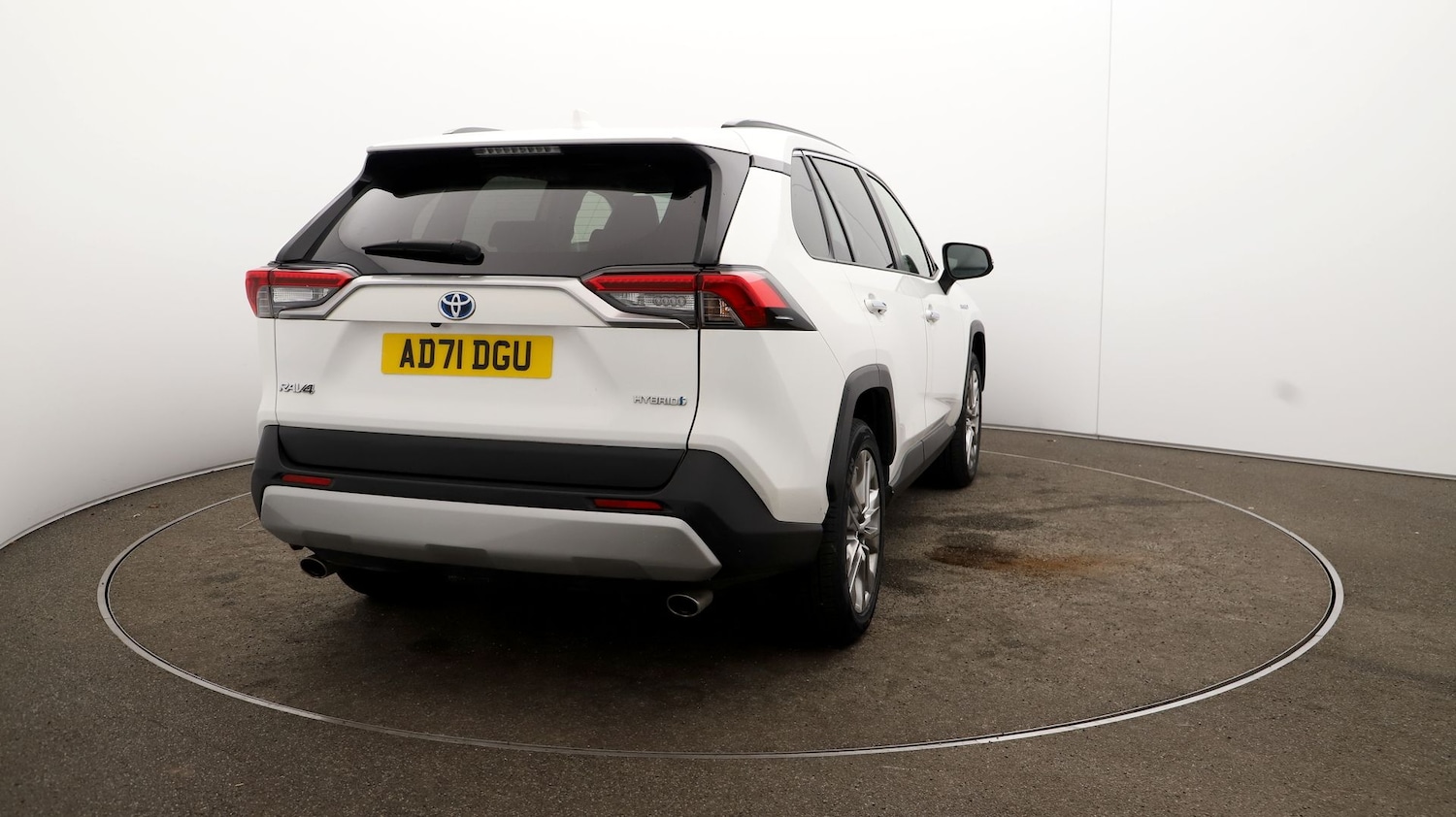 Used Toyota RAV4 2022 for sale - 76809470: Photo 48