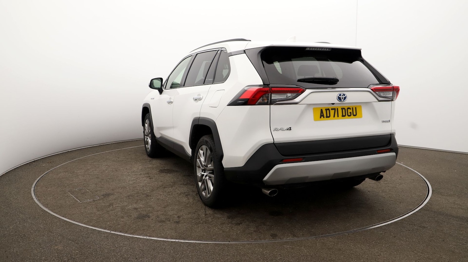 Used Toyota RAV4 2022 for sale - 76809470: Photo 53