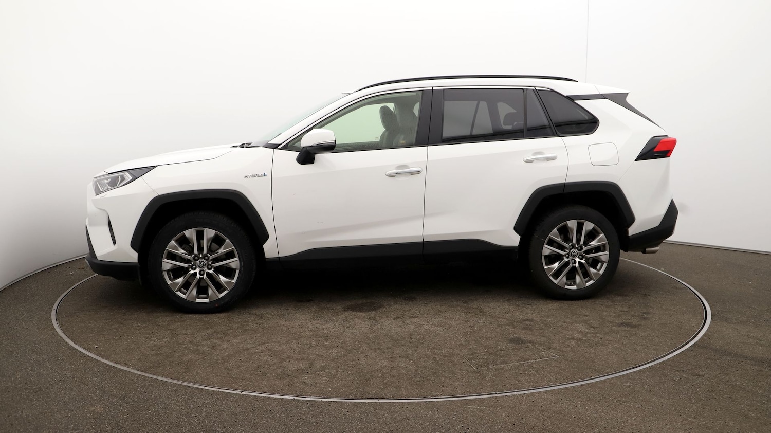 Used Toyota RAV4 2022 for sale - 76809470: Photo 57