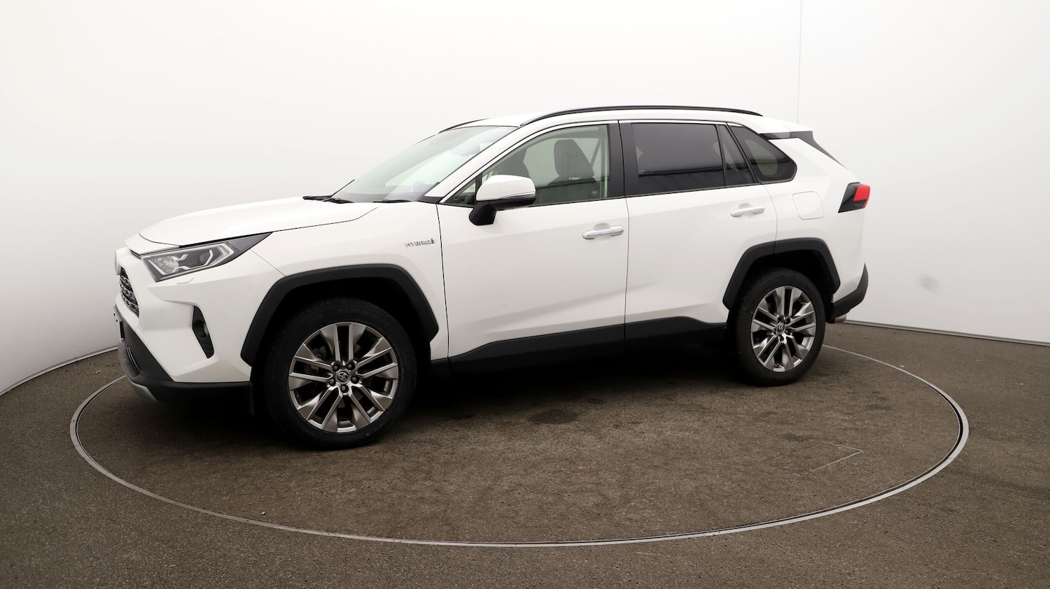 Used Toyota RAV4 2022 for sale - 76809470: Photo 59